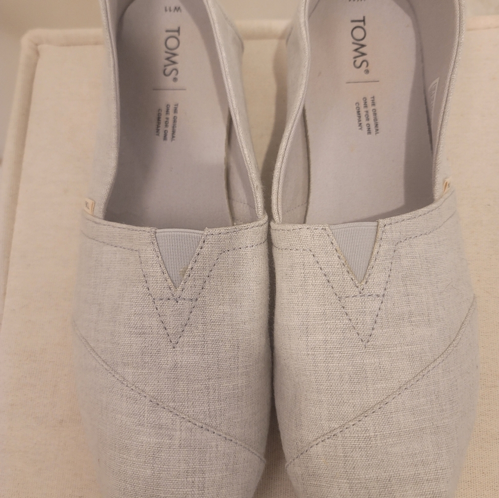 Tom's Slip-ons